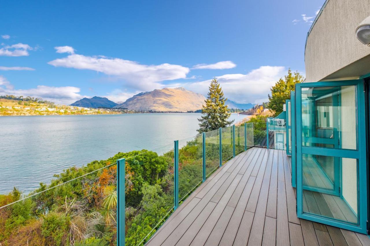 Huge Lakefront Delight - Queenstown Holiday Home Eksteriør bilde