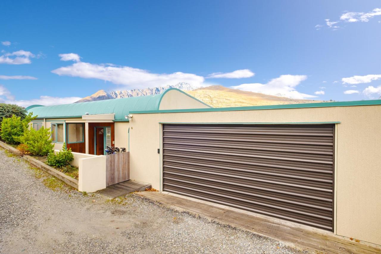 Huge Lakefront Delight - Queenstown Holiday Home Eksteriør bilde